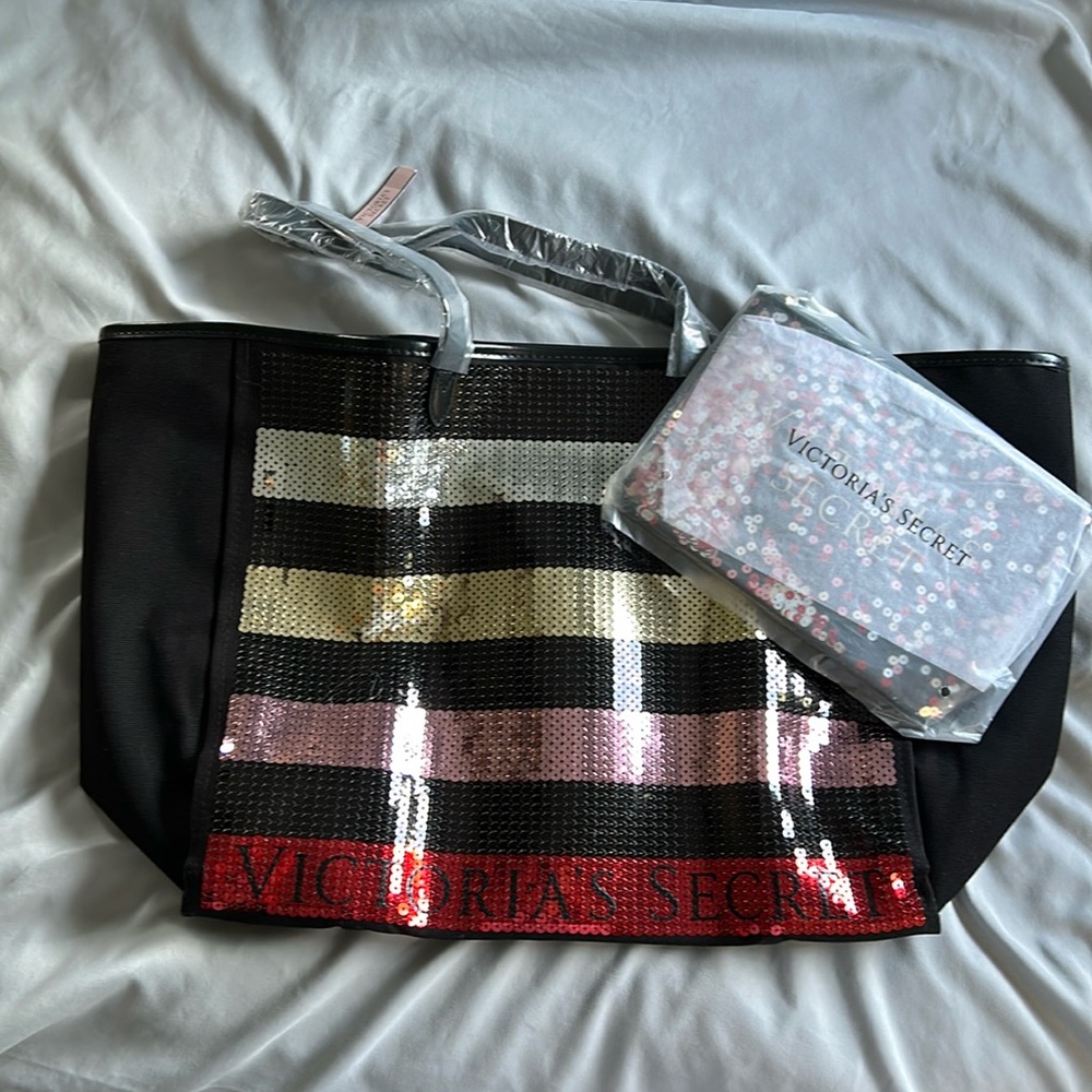 NWT VICTORIA’S SECRET BLING TOTE SET